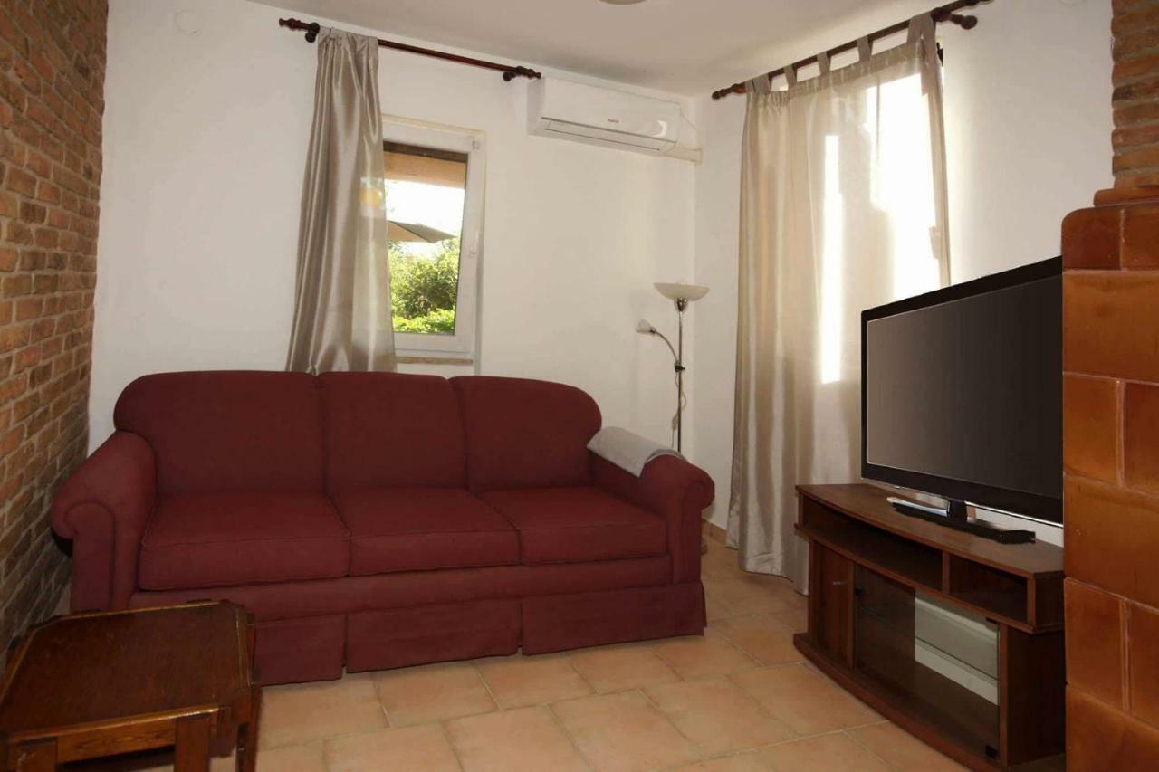 Apartman Eric Pula Exterior foto