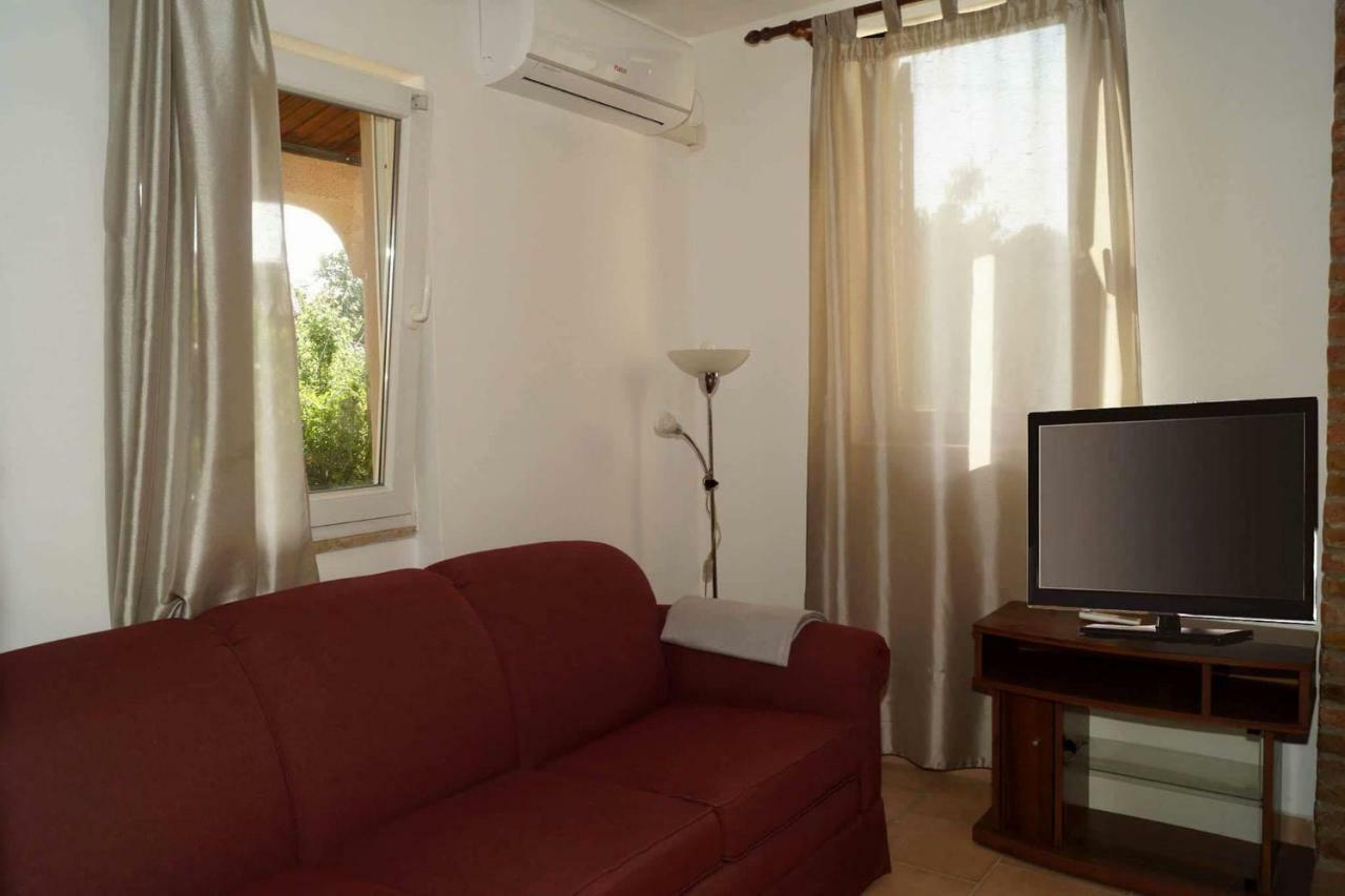 Apartman Eric Pula Exterior foto