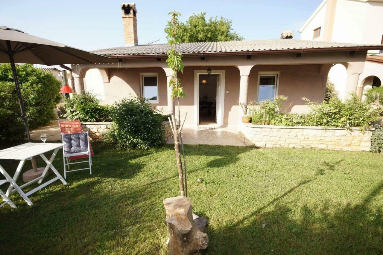 Apartman Eric Pula Exterior foto